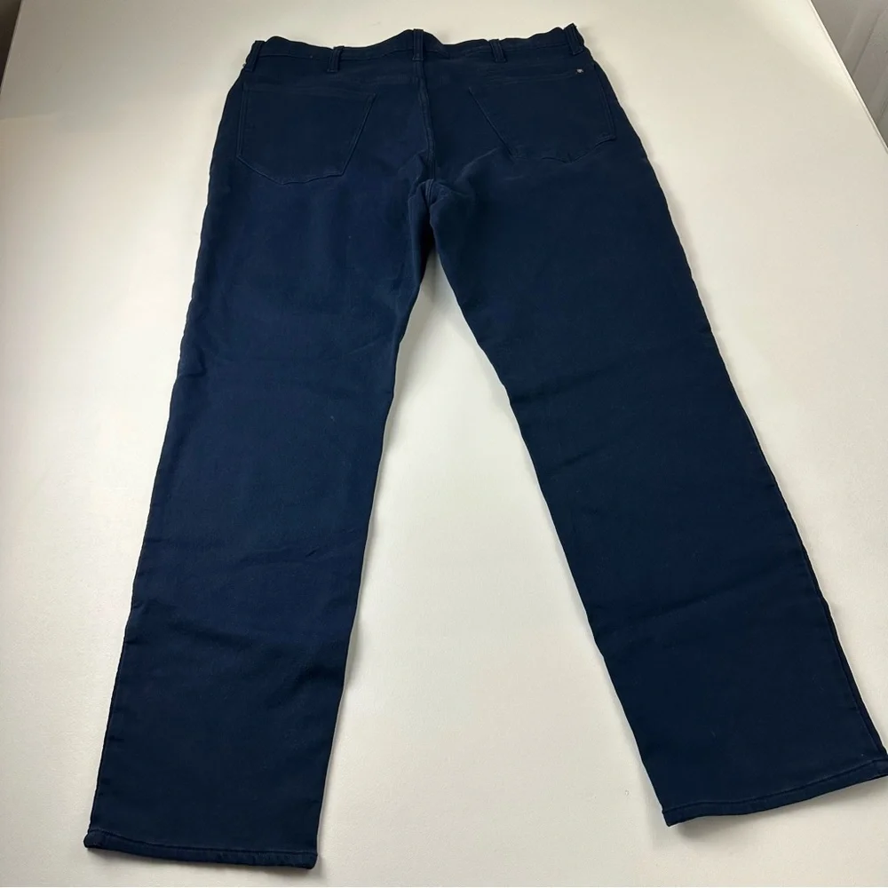 Men’s size 40/32 Banana Republic straight fit navy blue‎ pants